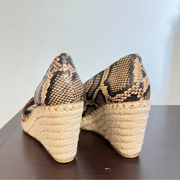 Vince. New Without Box Snake Print Python Skin Espadrilles Wedge Woven Heel 7M